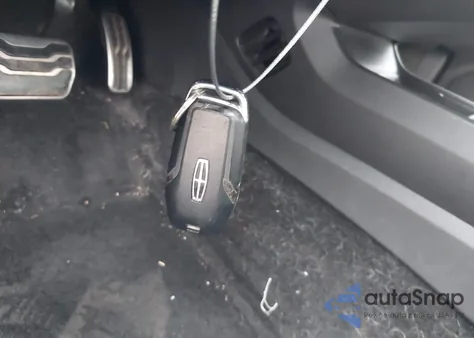 2015 Ford Fusion Hybrid Titanium из США, поврежденный, VIN 3FA6P0RUXFR172918